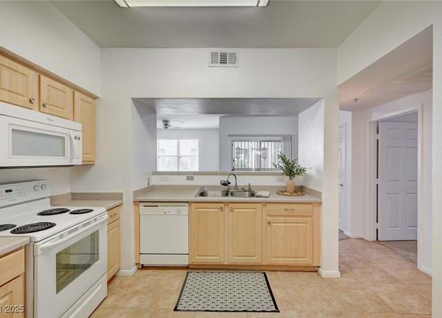 Property at 6955 N Durango Dr #1093, Las Vegas, NV 89149, 2 beds, 2 baths