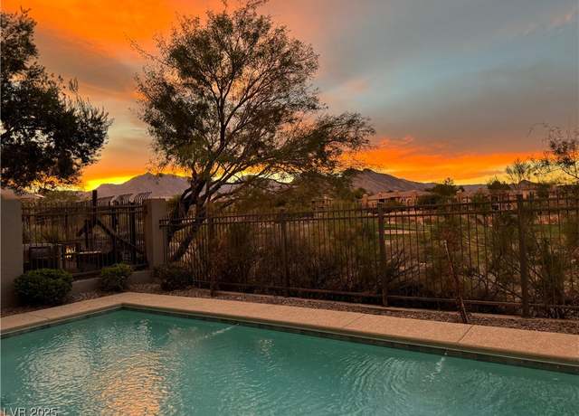 Property at 437 Pinnacle Heights Ln, Las Vegas, NV 89144, 5 beds, 4.5 baths