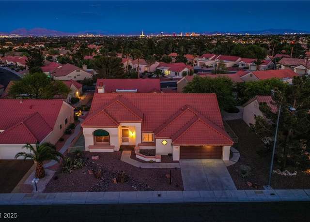 Property at 2740 Billy Casper Dr, Las Vegas, NV 89134, 2 beds, 2 baths