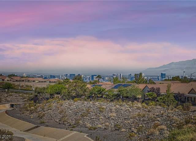 Property at 2167 Shadow Canyon Dr, Henderson, NV 89044, 3 beds, 2 baths