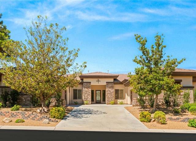 Property at 9 Knob Oak Dr, Henderson, NV 89052, 3 beds, 2.5 baths