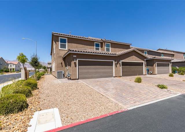 Property at 933 Mineral Wells Ave, North Las Vegas, NV 89086, 3 beds, 2.5 baths