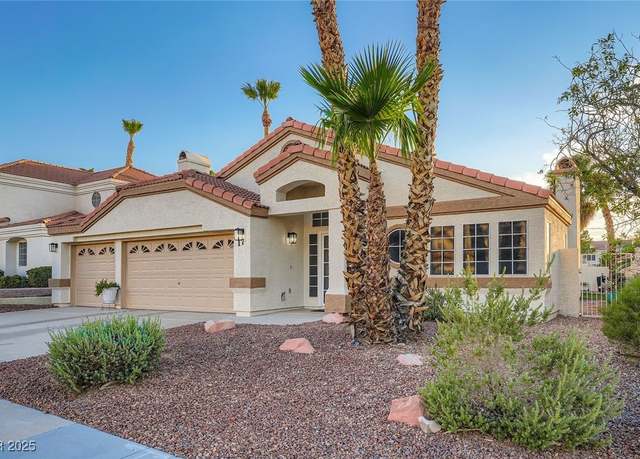 Property at 17 Sandwedge Dr, Henderson, NV 89074, 3 beds, 2 baths
