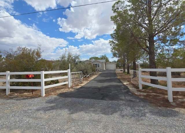 Property at 5461 E Navajo Blvd, Pahrump, NV 89061, 3 beds, 2 baths