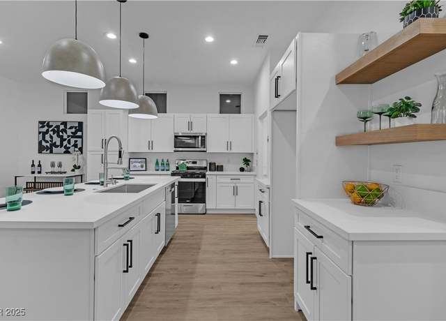 Property at 10801 Clarion Ln, Las Vegas, NV 89134, 2 beds, 2 baths