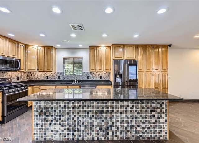Property at 3557 Wayne Cir, Las Vegas, NV 89121, 4 beds, 3 baths