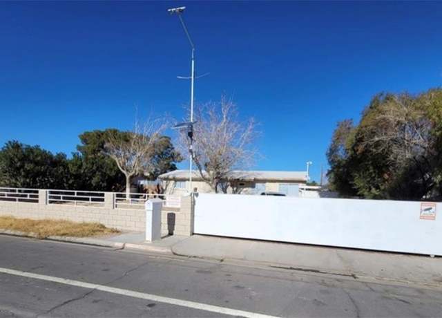 Property at 4928 E Monroe Ave, Las Vegas, NV 89110, 5 beds, 3 baths