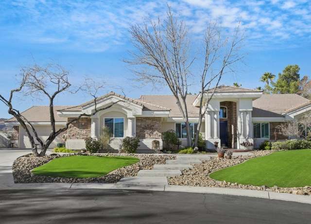 Property at 10032 Fox Springs Dr, Las Vegas, NV 89117, 5 beds, 3.5 baths