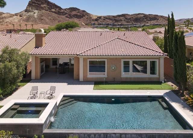 Property at 19 Contrada Fiore Dr, Henderson, NV 89011, 4 beds, 3 baths