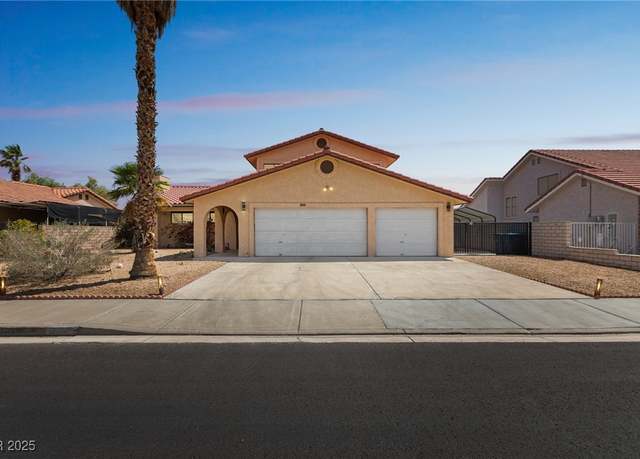 Property at 2111 River City Dr, Laughlin, NV 89029, 4 beds, 3 baths