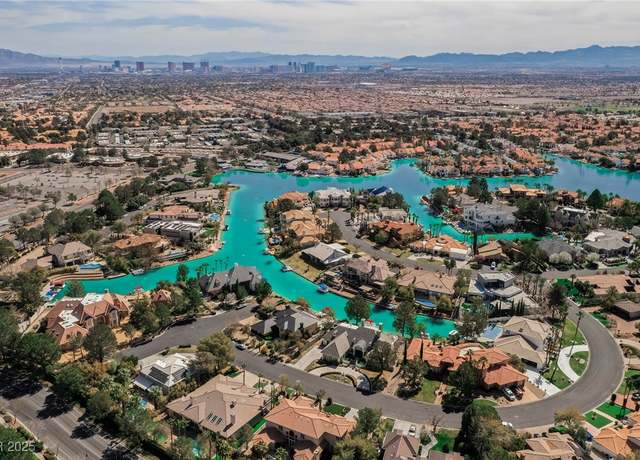 Property at 2805 High Sail Ct, Las Vegas, NV 89117, 4 beds, 4.5 baths