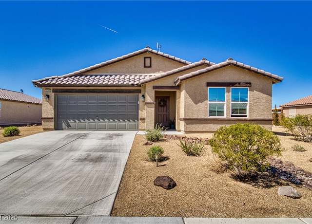 Property at 5360 S Chippewa St, Pahrump, NV 89061, 3 beds, 2 baths