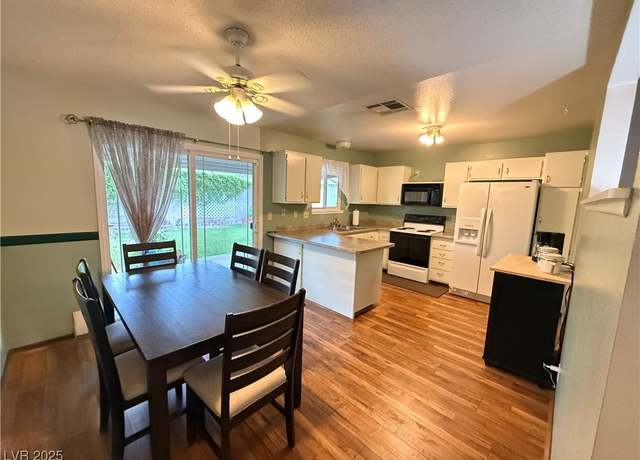Property at 6413 Roy Rogers Dr, Las Vegas, NV 89108, 2 beds, 2 baths