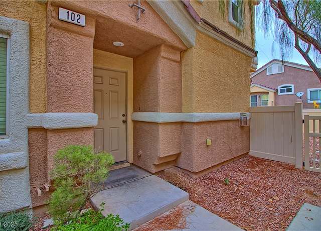 Property at 1093 Elation Ln #2, Henderson, NV 89002, 3 beds, 2.5 baths