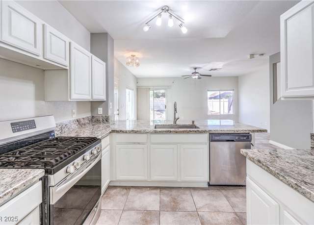 Property at 1634 Clint Canyon Dr, Henderson, NV 89002, 3 beds, 2.5 baths