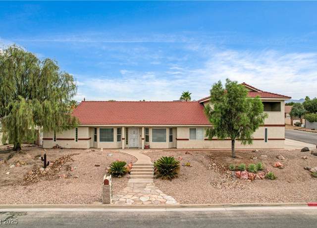 Property at 301 E Longacres Dr, Henderson, NV 89015, 4 beds, 3.5 baths