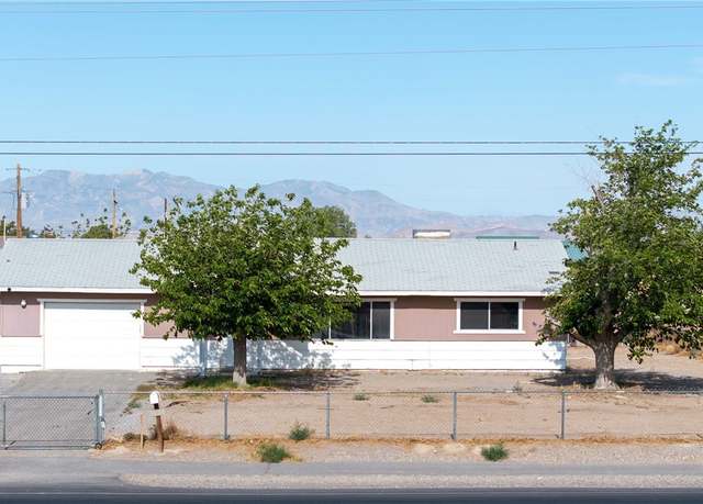 Property at 2440 Homestead Rd, Pahrump, NV 89048, 2 beds, 1 bath