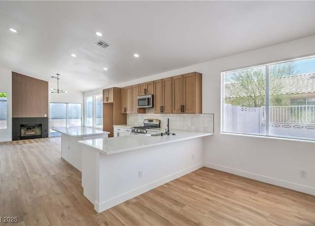Property at 5321 Marietta Ave, Las Vegas, NV 89108, 3 beds, 3 baths