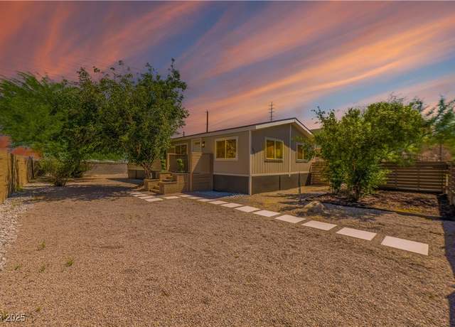 Property at 5822 E Carey Ave, Las Vegas, NV 89156, 3 beds, 2 baths