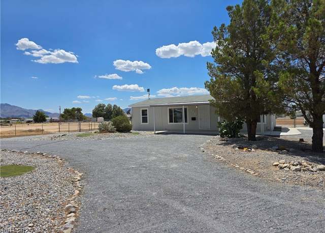 Property at 330 N Gilmore Rd, Pahrump, NV 89060, 3 beds, 2 baths