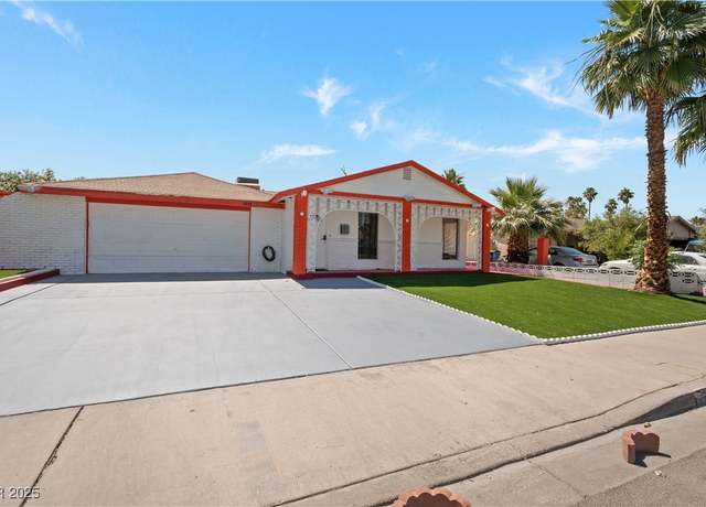 Property at 5375 Chestnut St, Las Vegas, NV 89119, 4 beds, 3 baths