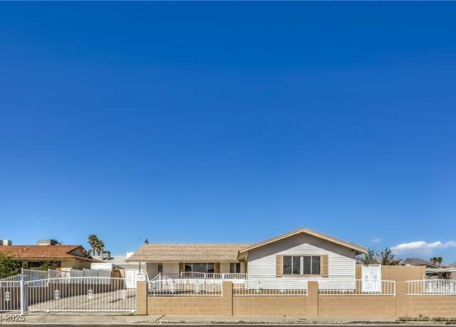 Property at 224 Stormson Ct, Las Vegas, NV 89145, 3 beds, 2 baths