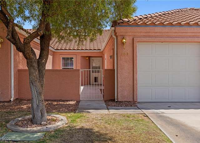 Property at 704 Appletree Ln, Mesquite, NV 89027, 2 beds, 2 baths