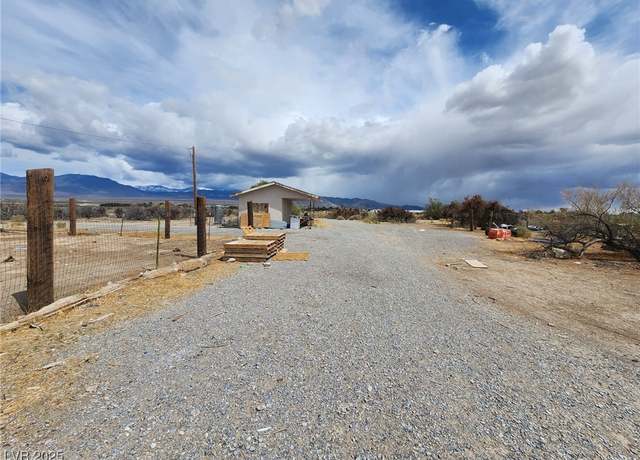 Property at 781 Buol Rd, Pahrump, NV 89048, 3 beds, 2 baths