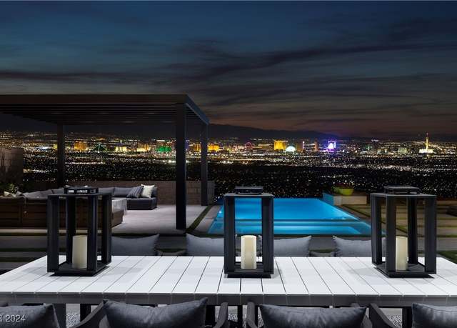 Property at 563 Overlook Rim Dr, Henderson, NV 89012, 3 beds, 4 baths