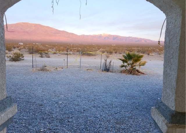 Property at 4780 Horizon Ave, Pahrump, NV 89060, 4 beds, 1 bath