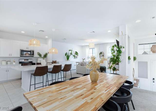 Property at 7828 Bright Lodge St, Las Vegas, NV 89139, 5 beds, 3 baths
