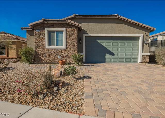 Property at 2721 Benton Cove St, Laughlin, NV 89029, 4 beds, 3 baths