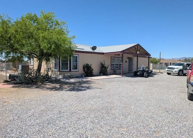 Property at 4201 E Navajo Blvd, Pahrump, NV 89061, 3 beds, 2 baths