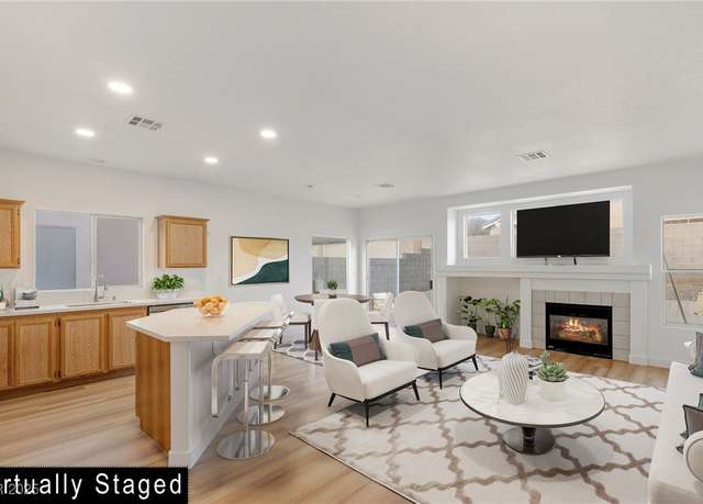 Property at 7936 Pinnochio Ave, Las Vegas, NV 89131, 3 beds, 2 baths