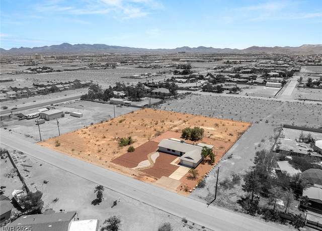 Property at 5085 Raven Ave, Las Vegas, NV 89139, 4 beds, 2 baths
