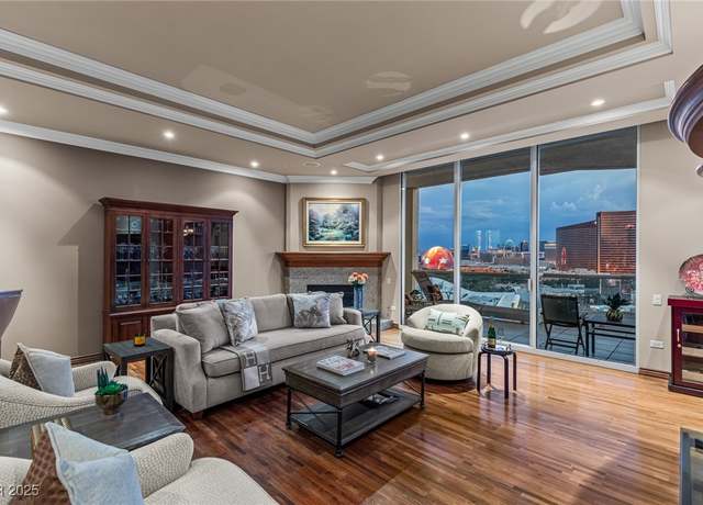 Property at 2877 Paradise Rd #2602, Las Vegas, NV 89109, 3 beds, 3 baths