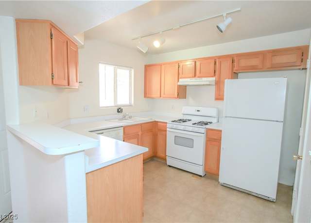 Property at 4555 E Sahara Ave #231, Las Vegas, NV 89104, 2 beds, 2 baths