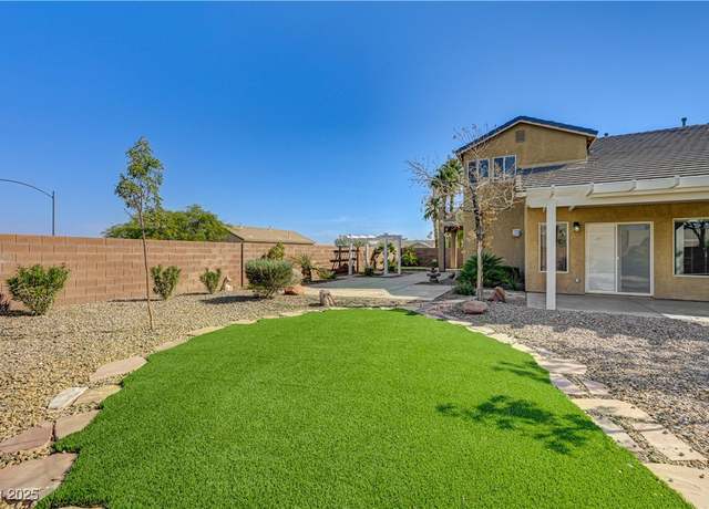 Property at 1740 Flores Ln, Henderson, NV 89012, 4 beds, 3 baths