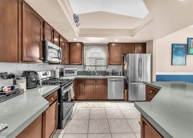 Property at 10113 Walhalla Plateau Ct, Las Vegas, NV 89148, 2 beds, 2 baths