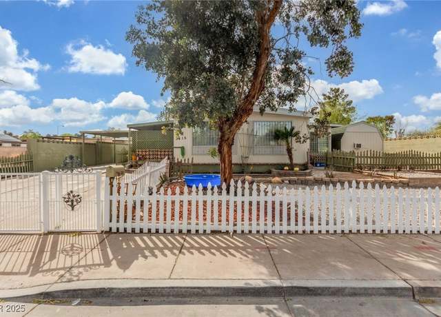 Property at 3415 Encina Dr, Las Vegas, NV 89121, 4 beds, 2 baths