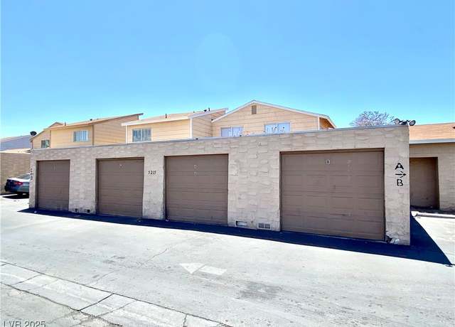 Property at 5215 Gray Ln, Las Vegas, NV 89119, 7 beds, 4 baths