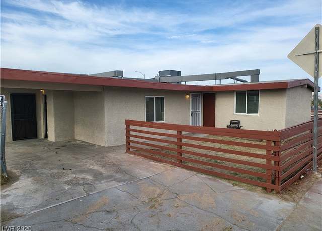 Property at 310 E Lake Mead Blvd, North Las Vegas, NV 89030, 3 beds, 1.5 baths