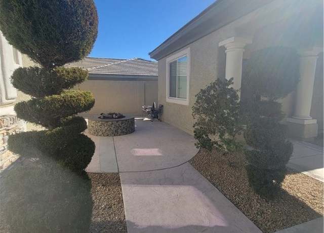 Property at 10548 Ettenmoor Ave, Las Vegas, NV 89135, 4 beds, 3 baths