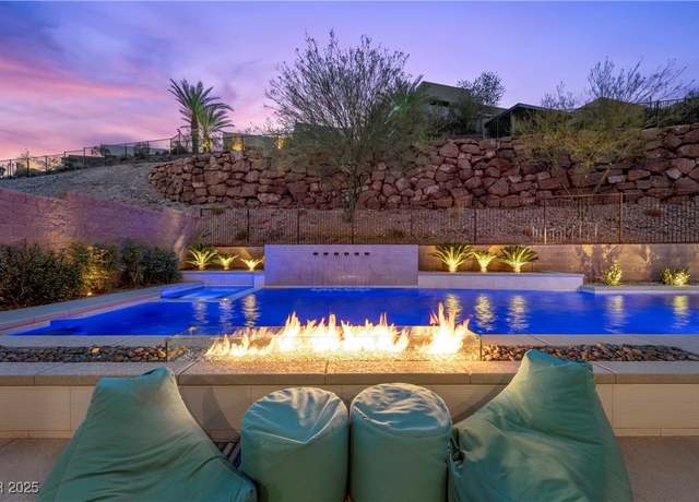 Property at 5 Highland Cove Ln, Henderson, NV 89011, 4 beds, 4.5 baths