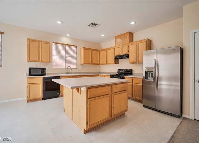 Property at 7317 Caballo Range Ave, Las Vegas, NV 89179, 3 beds, 2 baths