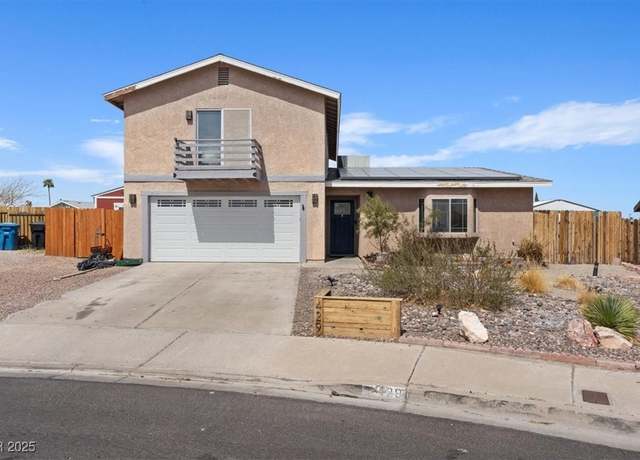 Property at 429 Sunburst Dr, Henderson, NV 89002, 4 beds, 2.5 baths