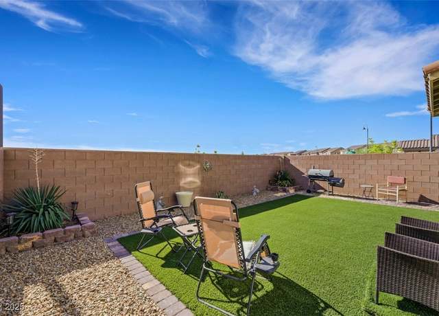 Property at 2849 Mincio St, Henderson, NV 89044, 4 beds, 3 baths