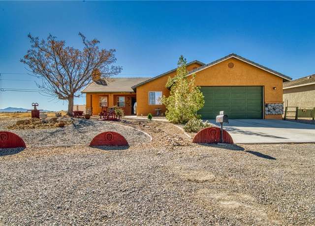 Property at 3424 Mount Charleston Dr, Pahrump, NV 89048, 3 beds, 2 baths