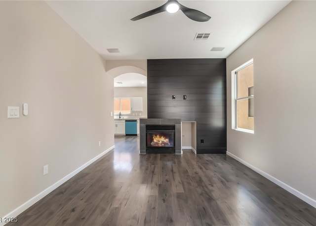 Property at 6260 Castle Kennedy St, Henderson, NV 89011, 4 beds, 2.5 baths