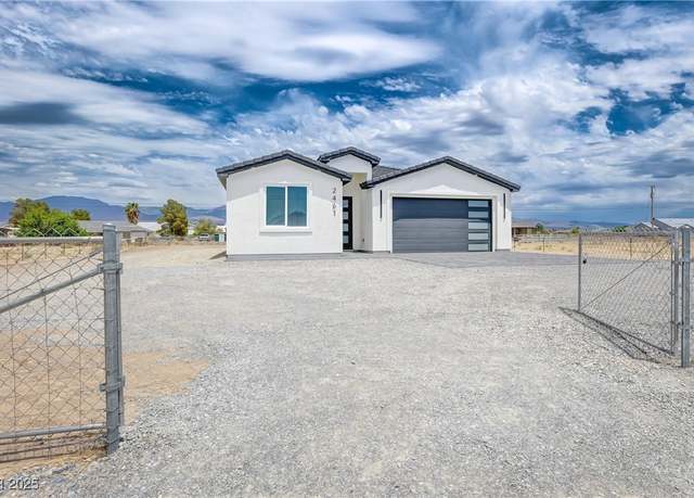 Property at 2461 S Blagg Rd, Pahrump, NV 89048, 3 beds, 2 baths